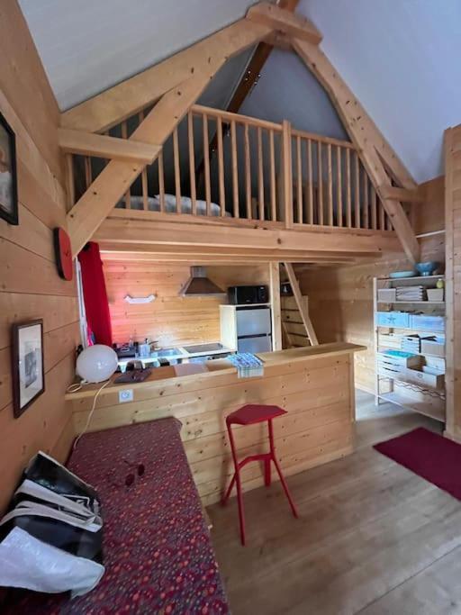 Super A Lary Apartment
